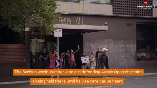 Tennis News : Djokovic supporters continue vigil outside of Melbourne detention hotel